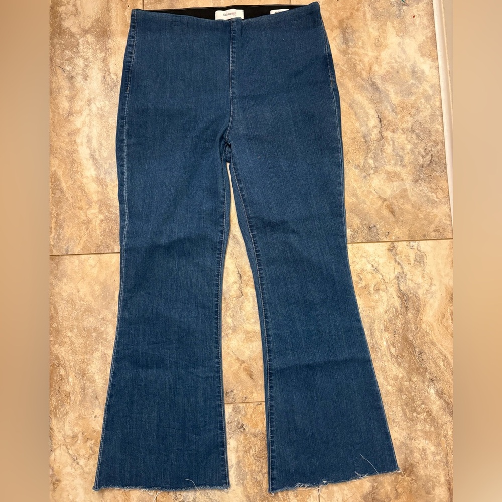 Skinnygirl Beverly Hills Flare Pull-On Stretch Jeans Blue Wash Womens Size 8